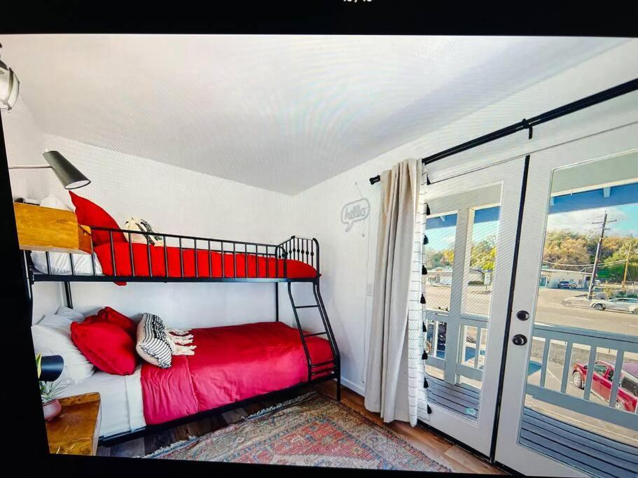 New Modern Boho Apt- Close To Yosemite Оукхърст Екстериор снимка