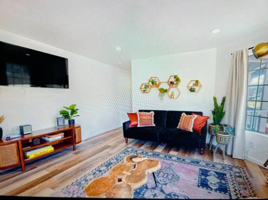New Modern Boho Apt- Close To Yosemite Оукхърст Екстериор снимка